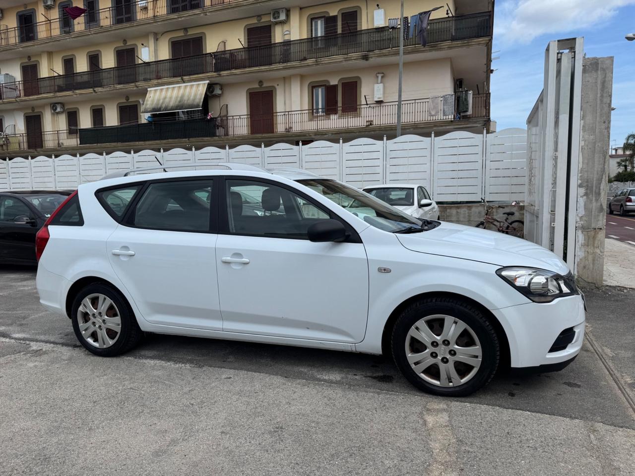 Kia Ceed SW1.6 DIESEL 90CV LX 2010