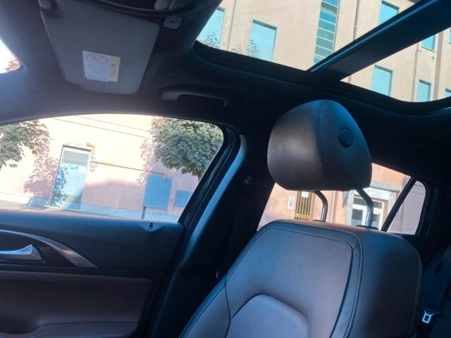 Infiniti QX30 2.2 diesel DCT 4x4 Premium Tech