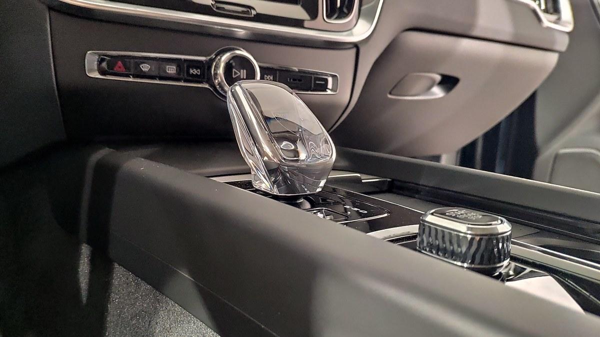 VOLVO V60 B4 Mild Hybrid Automatico Plus Dark