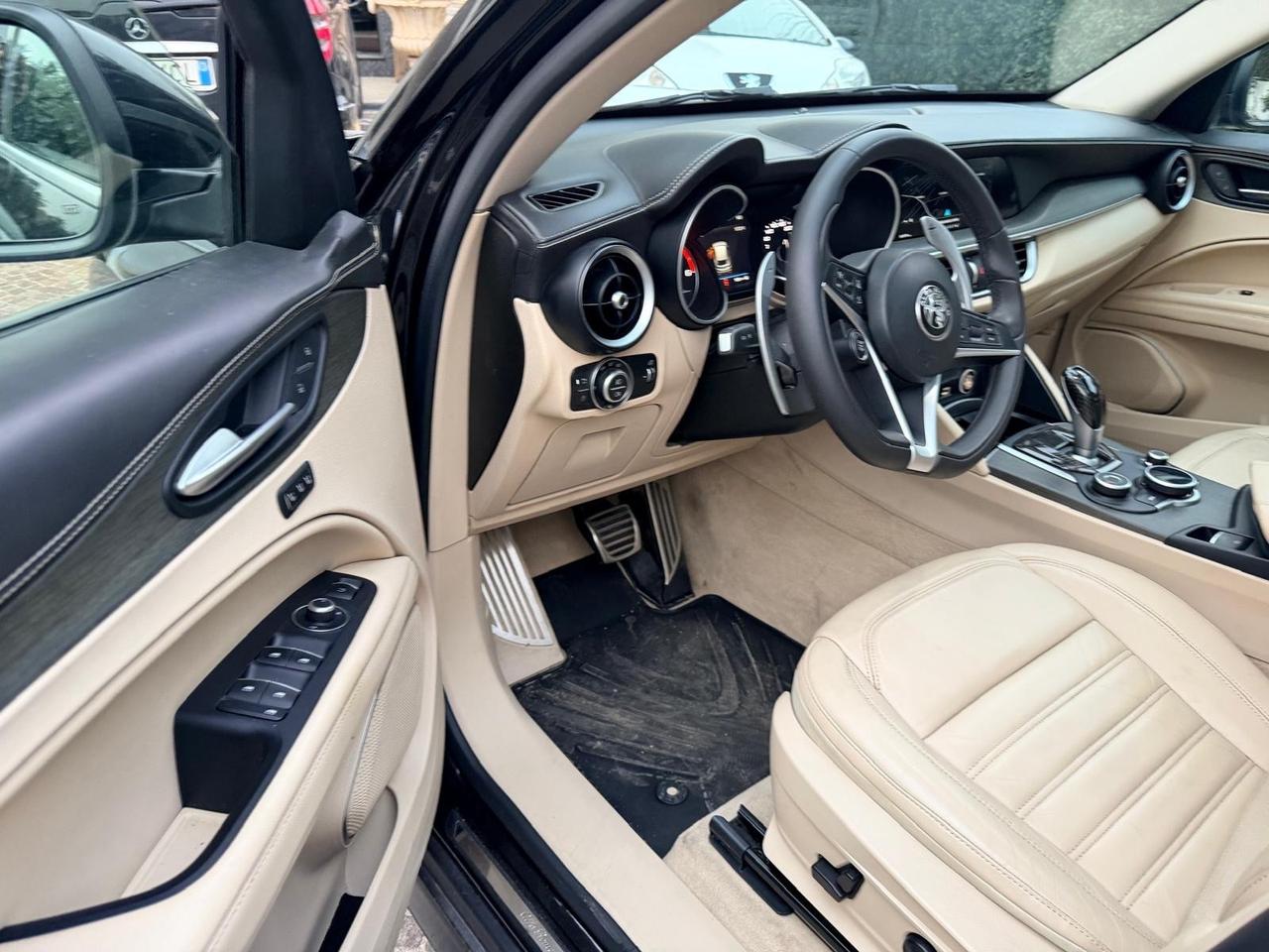 Alfa Romeo Stelvio 2.2 Turbodiesel 210 CV AT8 Q4 B-Tech