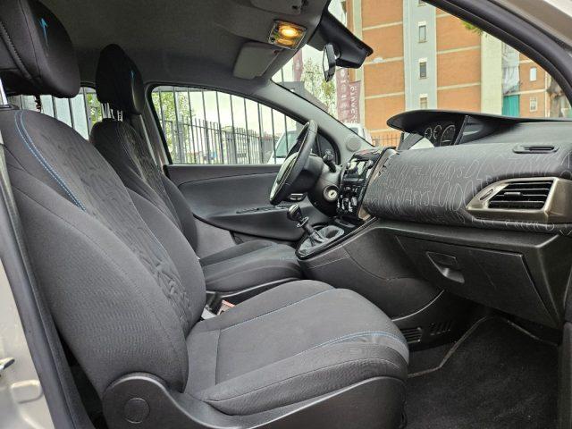LANCIA Ypsilon 1.2 69 CV 5 porte Elefantino