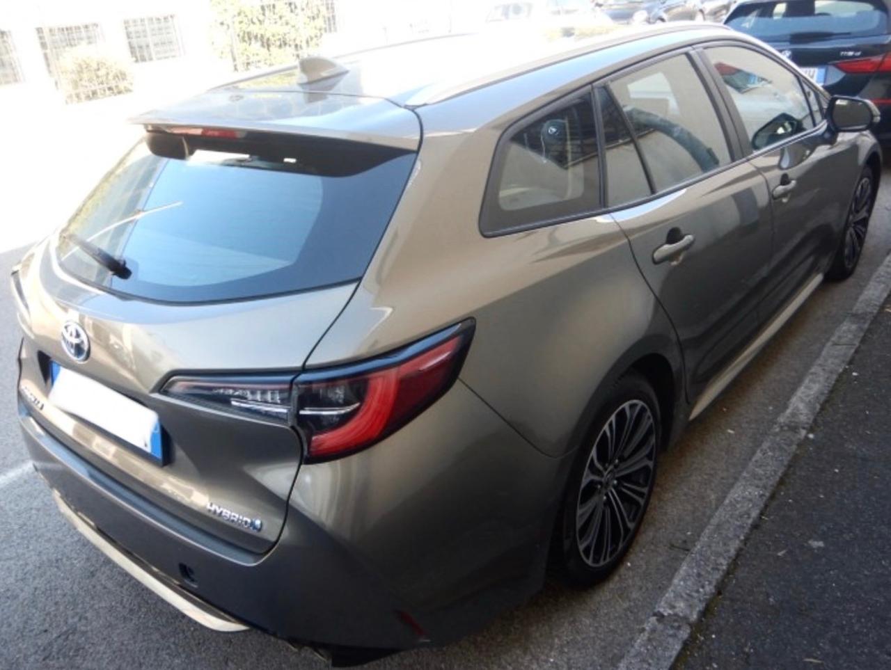Toyota Corolla Touring Sports 2.0 Hybrid Business
