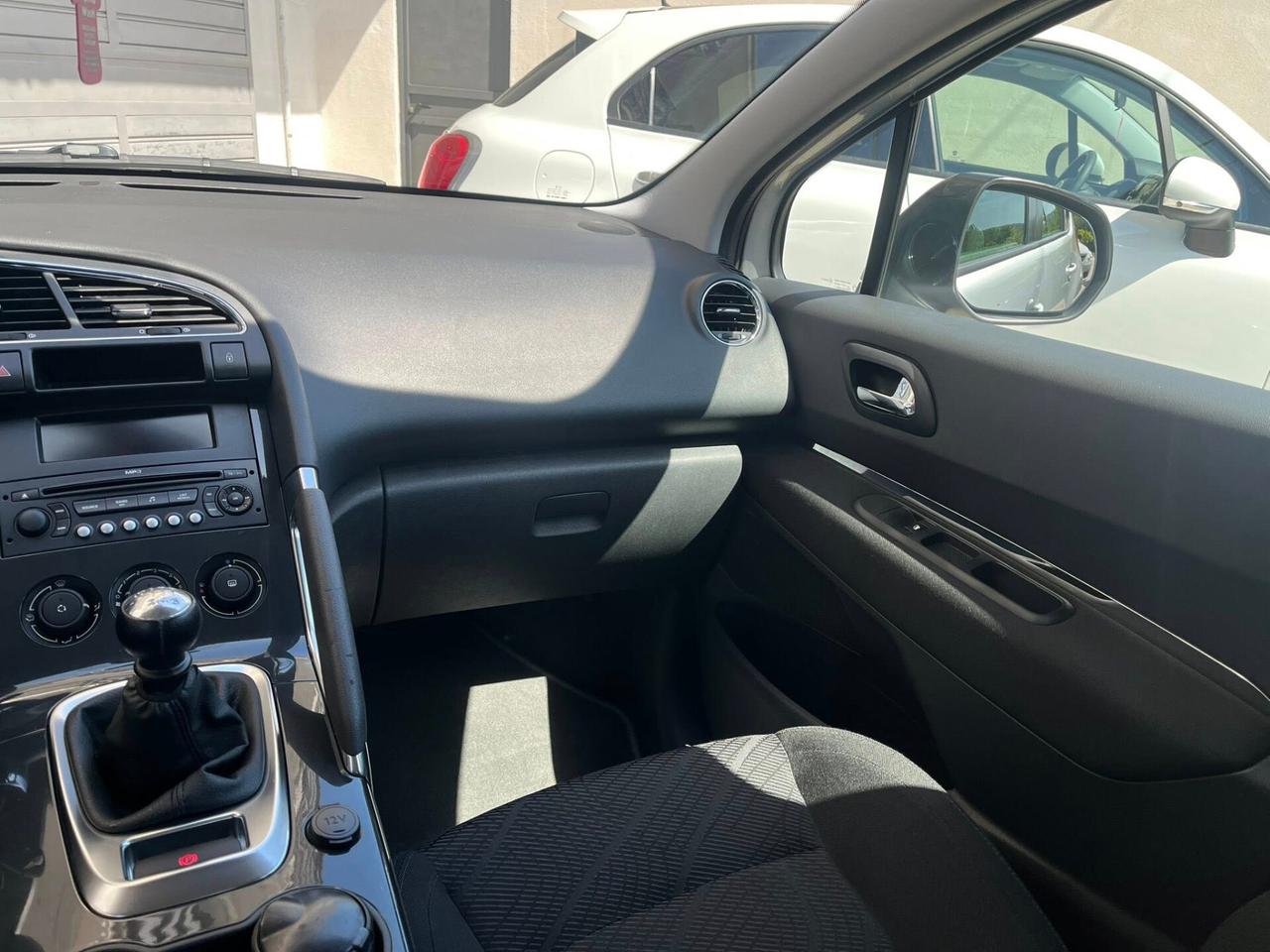 Peugeot 3008 1.6 HDi 110CV Tecno