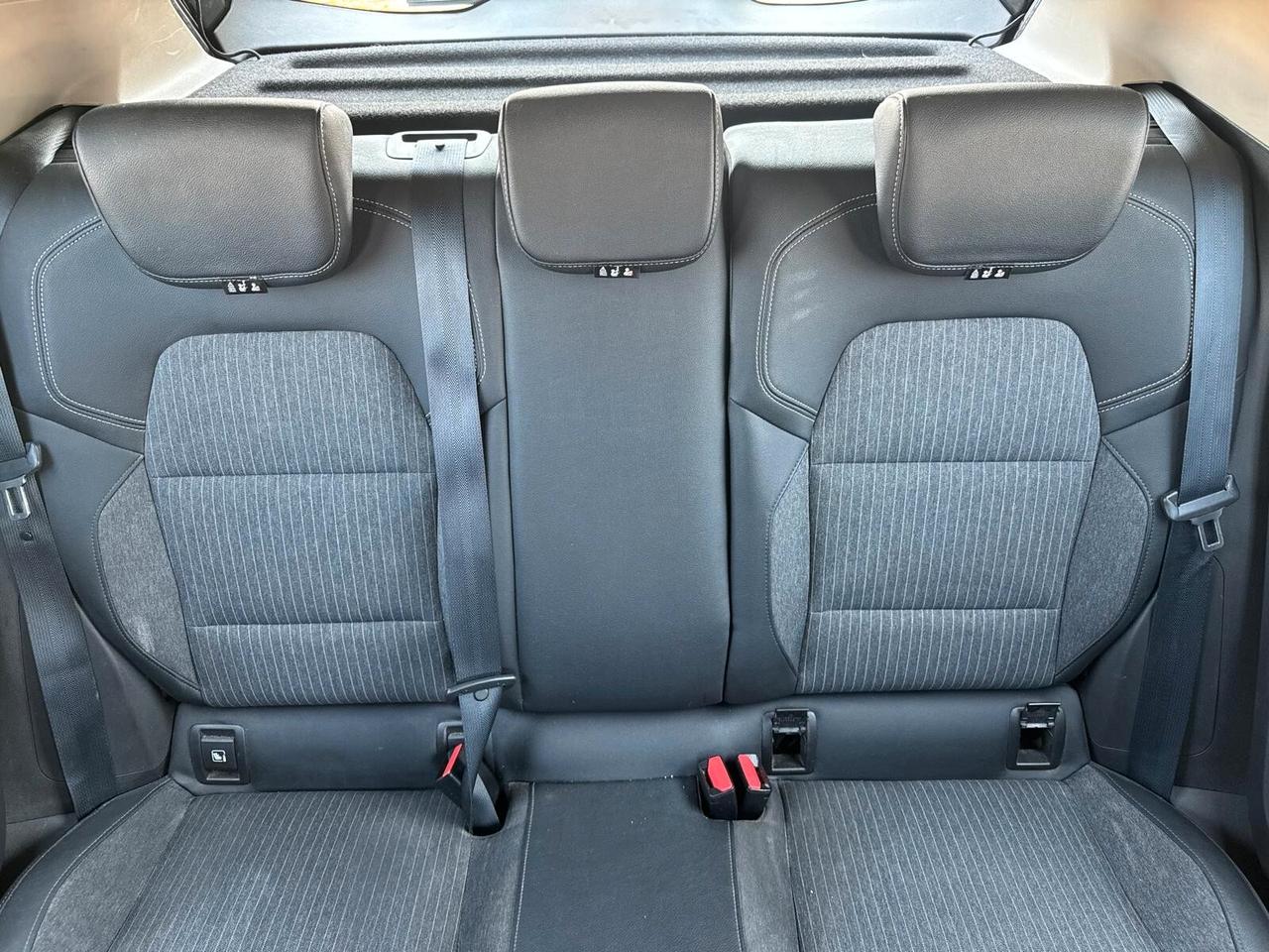 Renault Clio Blue adatta neopatentati