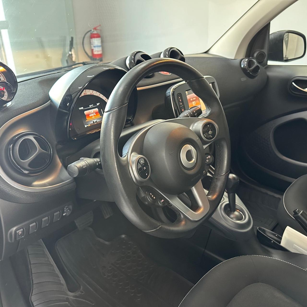 Smart ForTwo 1.0 twinamic Passion 71cv Automatica Bi-color
