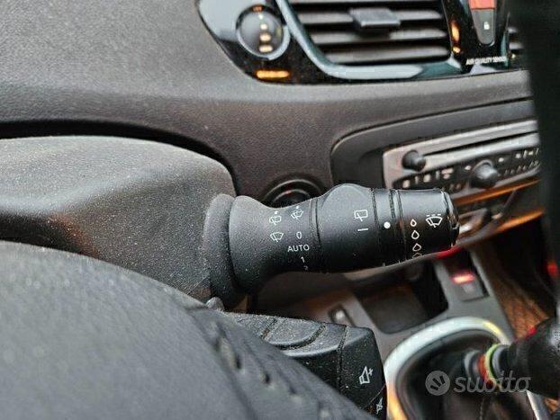 Renault Scenic 7 POSTI VALUTIAMO USATO/SCAMBIO