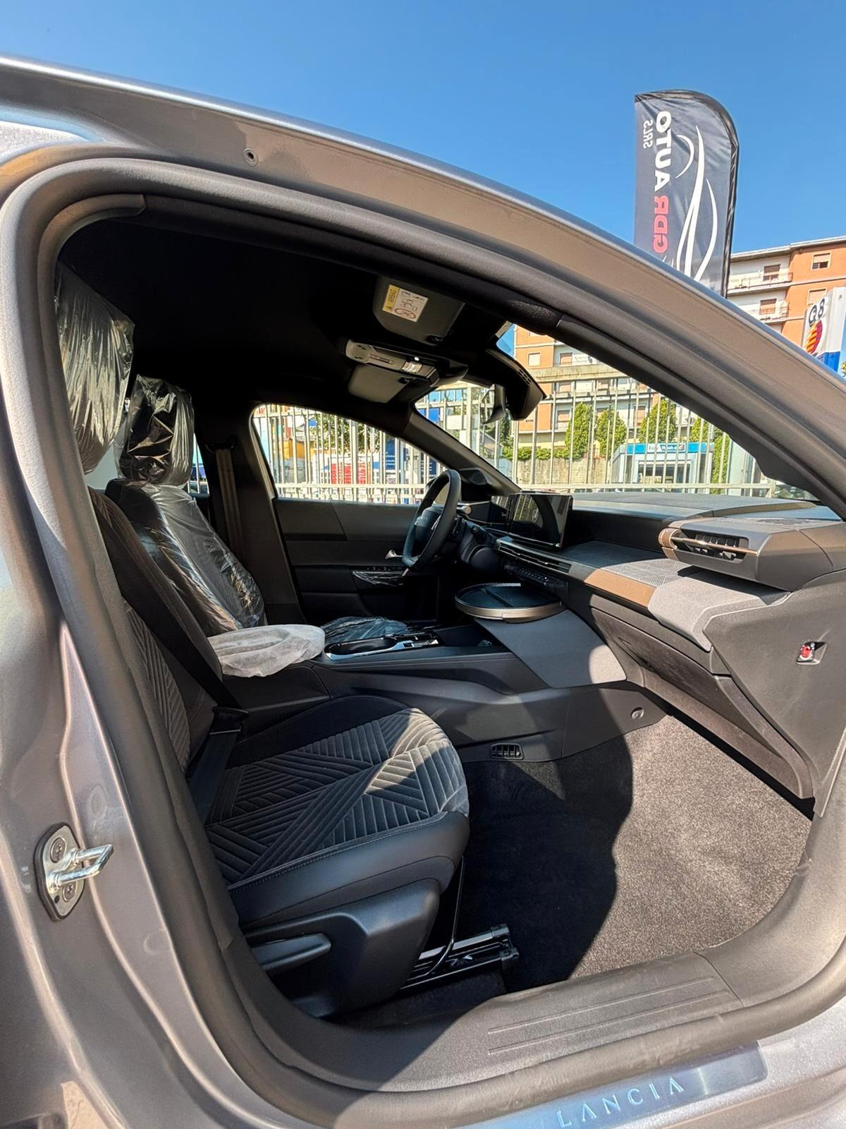 Lancia Ypsilon Hybrid e-DCT LX 1.2 100cv