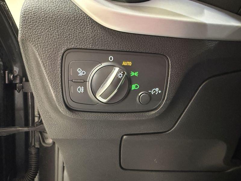 Audi Q2 Q2 35 TDI S-Tronic S-Line Edition