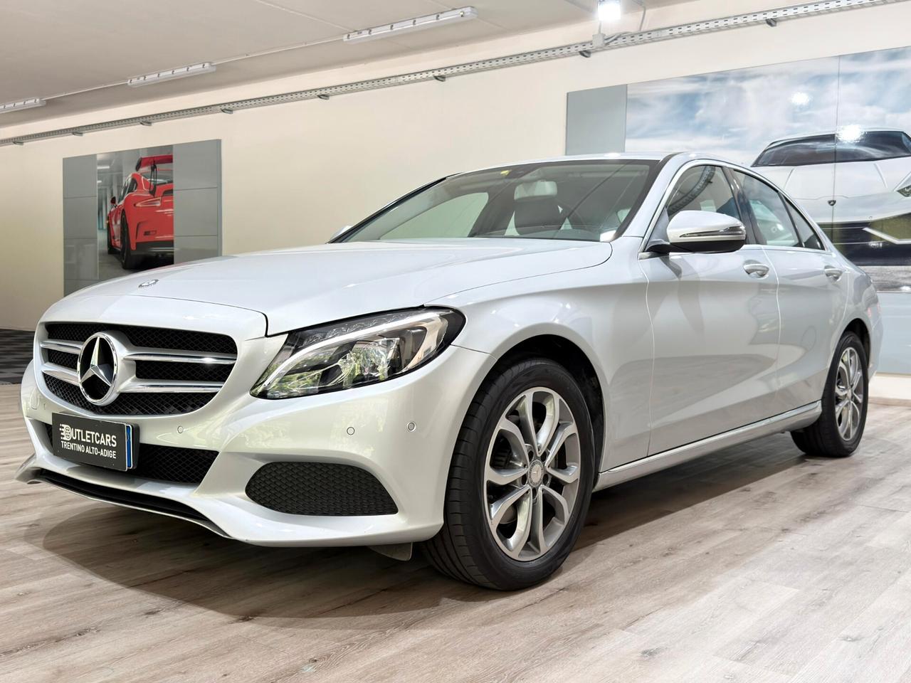 MERCEDES C 220 2.2d 170cv AUTO 75.000km BERLINA