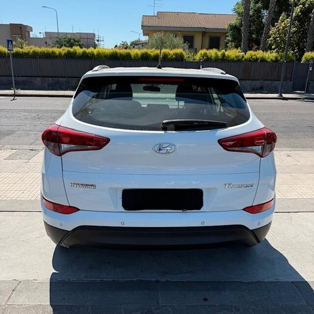 Hyundai Tucson 1.7 CRDi Sound Edition