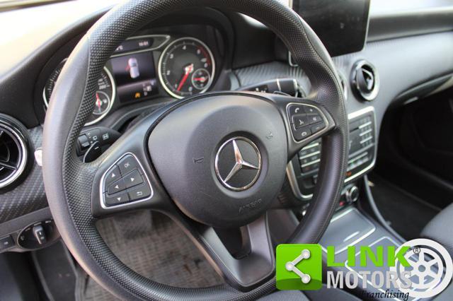 MERCEDES-BENZ GLA 180 d Automatic Business