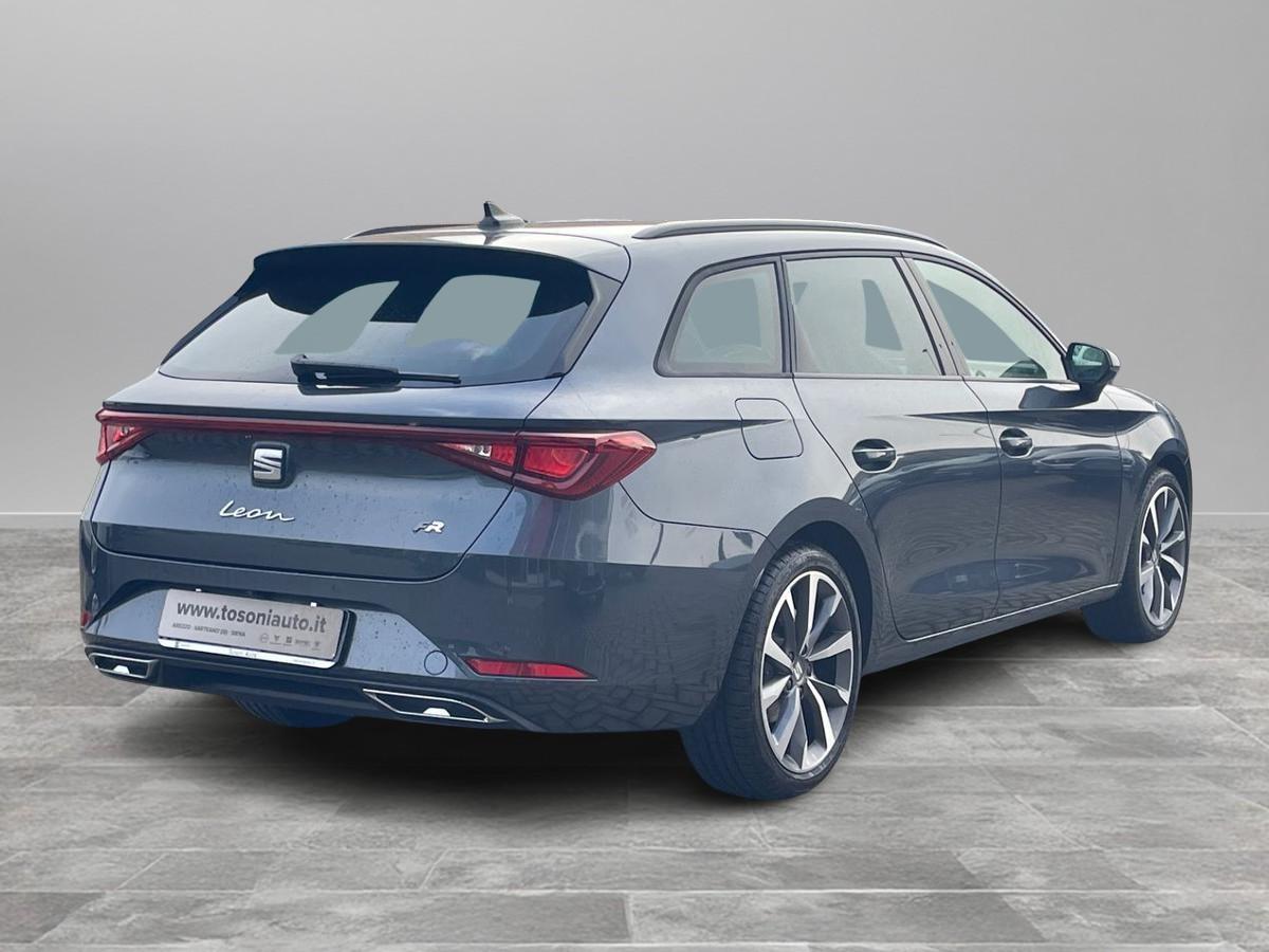 SEAT Leon Sportstourer FR 1.5 Hybrid 85 kW (116 CV) mHEV DSG 7 marce 2WD