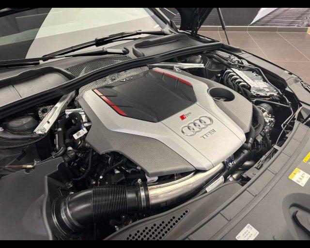 AUDI A4 AVANT Audi RS 4 Avant 331(450) kW(CV) MY 24