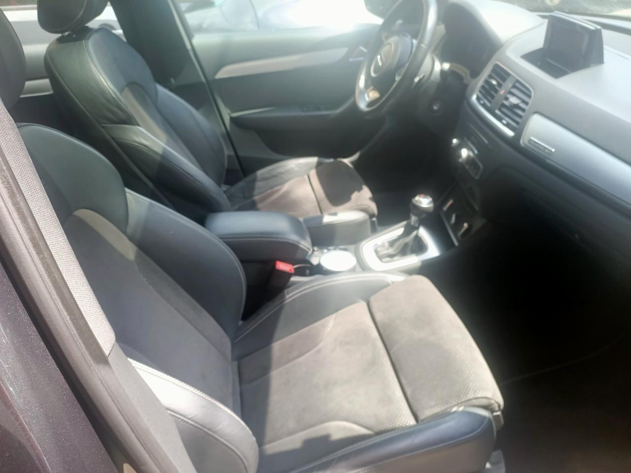 Audi Q3 2.0Tdi 150CV Quattro S-Line S-Tronic tetto apribile 2016