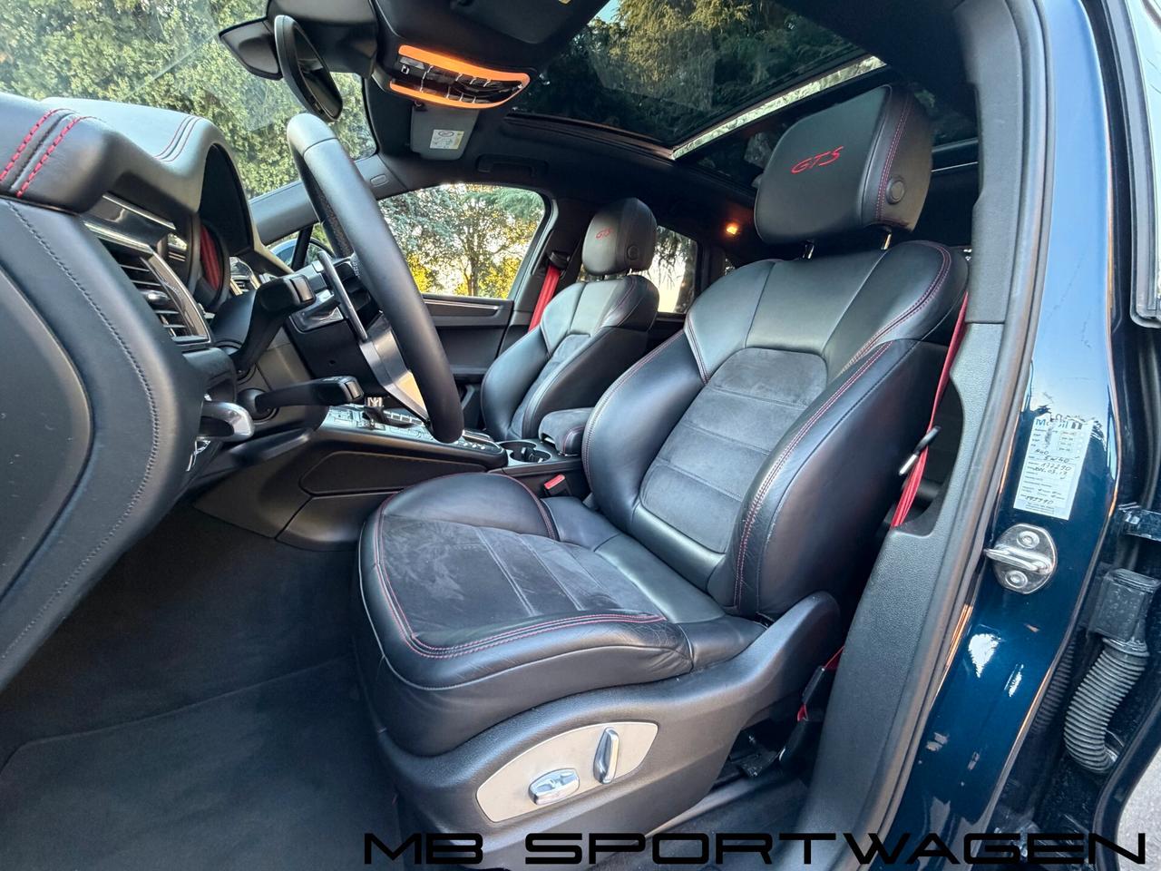 PORSCHE MACAN GTS - FULL SERVICE * TETTO* 21″ CHRONO - GARANZIA