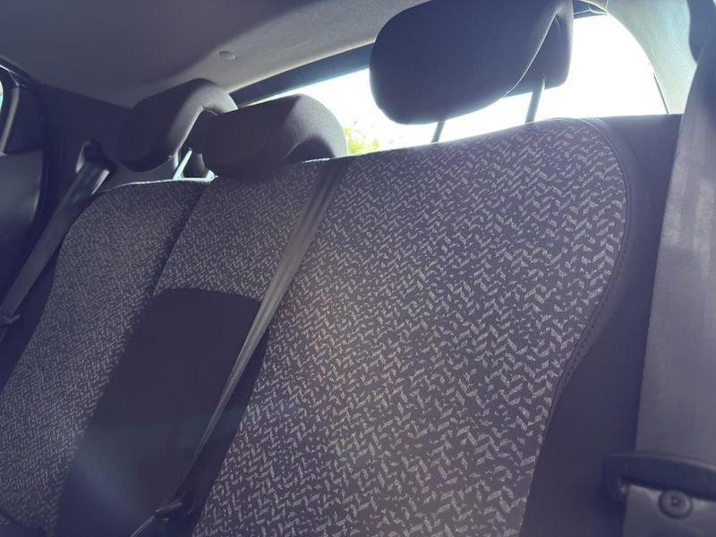 Lancia Ypsilon Ypsilon 5p 1.0 hybrid 70cv 6m Silver Plus