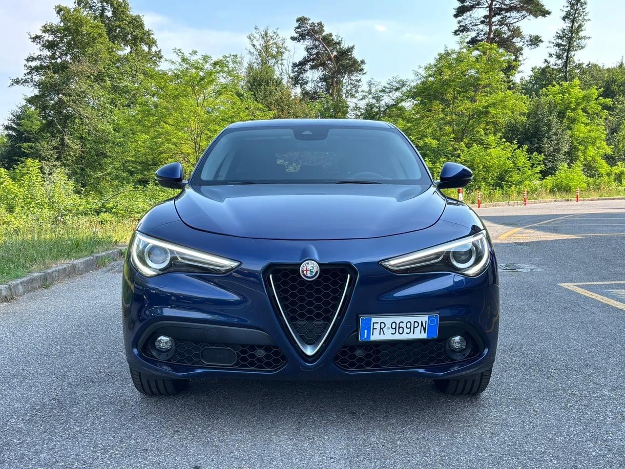 Alfa Romeo Stelvio 2.2 Turbodiesel 180 CV AT8 Q4 Super