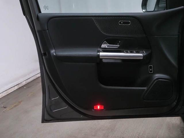 MERCEDES-BENZ B 180 Automatic Progressive Advanced