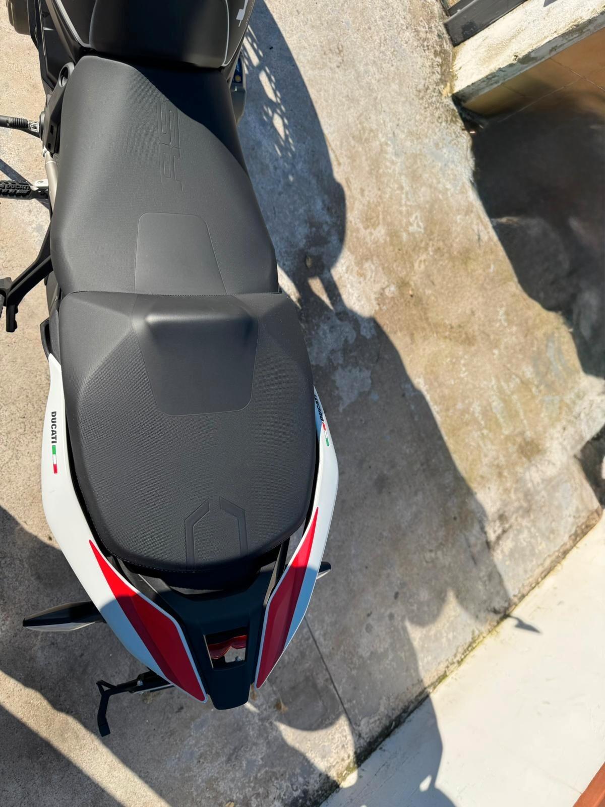 Ducati Multistrada V4 RS 2025