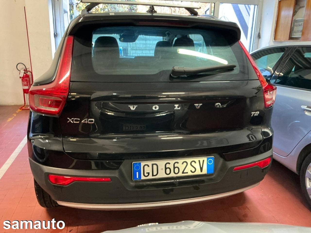 Volvo XC40 1.5 Benzina T2 Momentum auto N1 2021