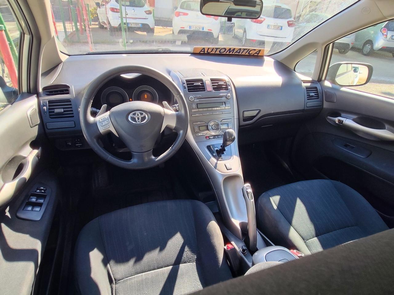 Toyota Auris 1.4 D-4D 5 porte