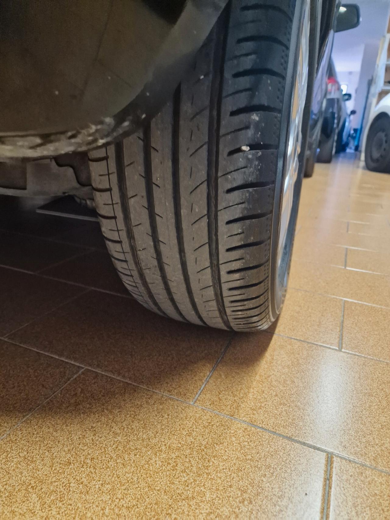 Mercedes-benz B 180 CDI Premuim