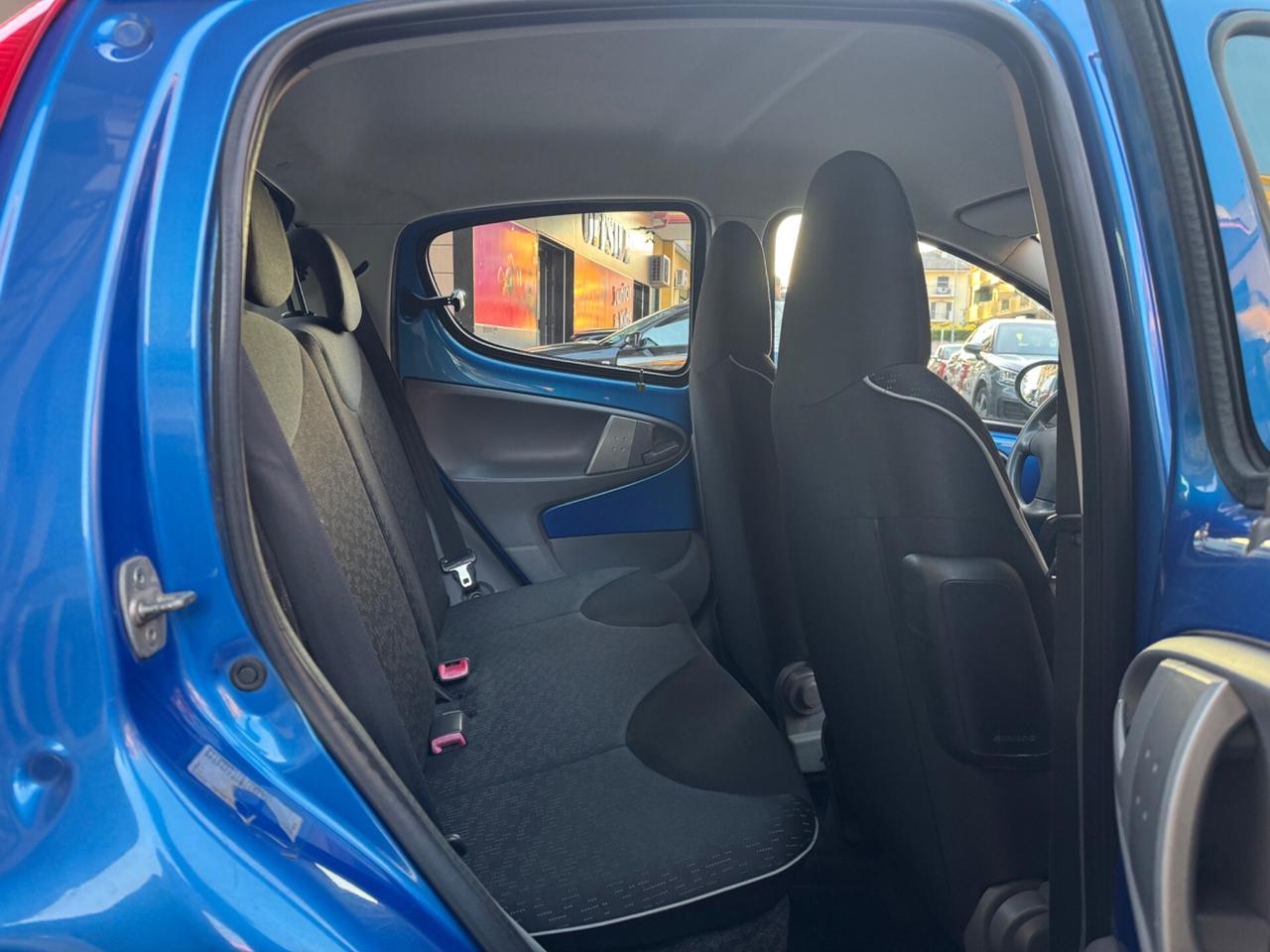 Peugeot 107 1.0 68CV 5p. Plaisir