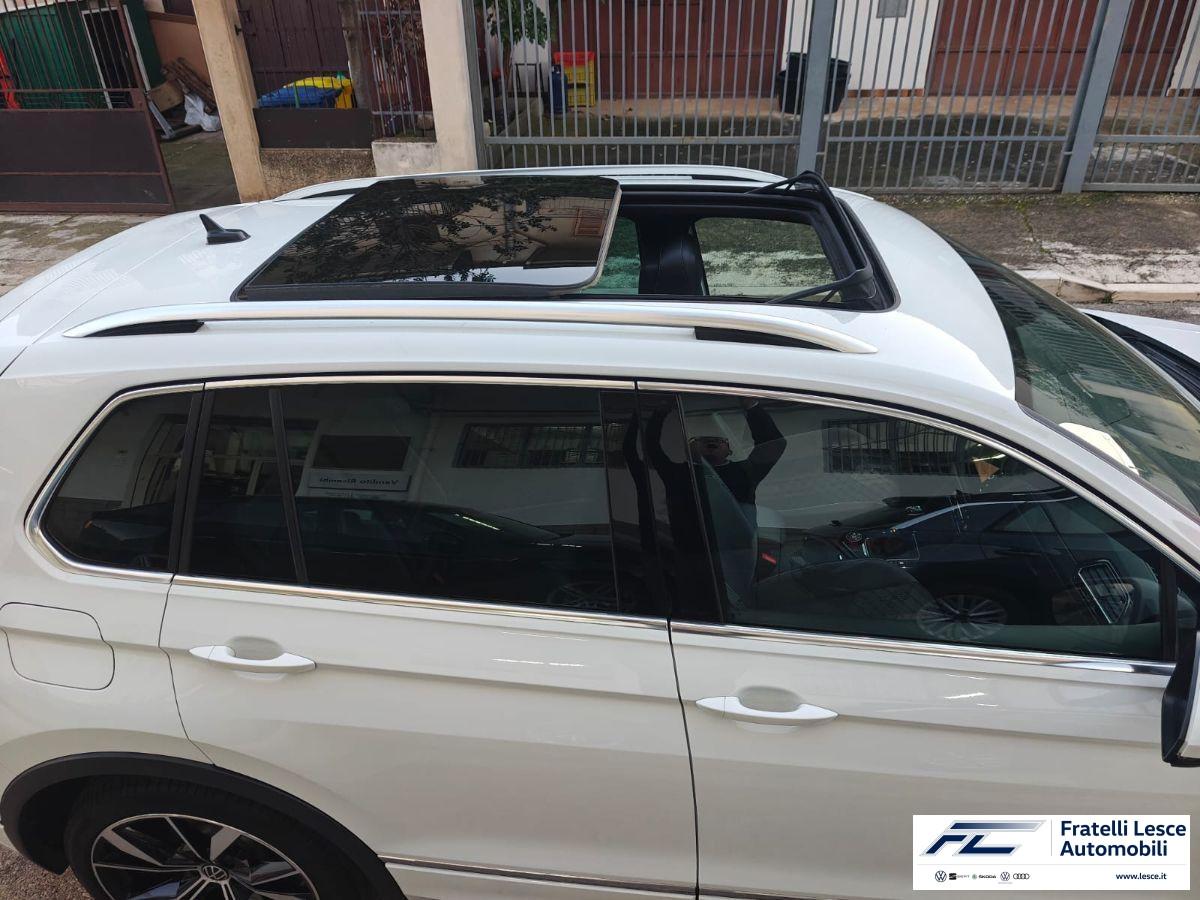 VOLKSWAGEN - Tiguan 2.0 tdi R-Line 4motion 200cv dsg (Esposizione Piano Lago)