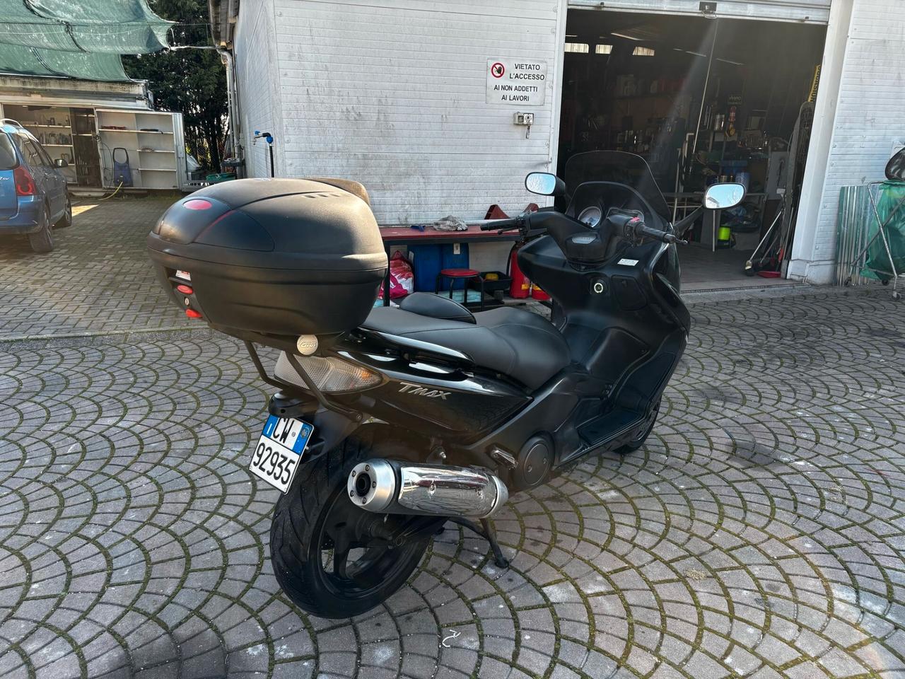 YAMAHA TMAX 500 NERO BELLISSIMO PERMUTABILE