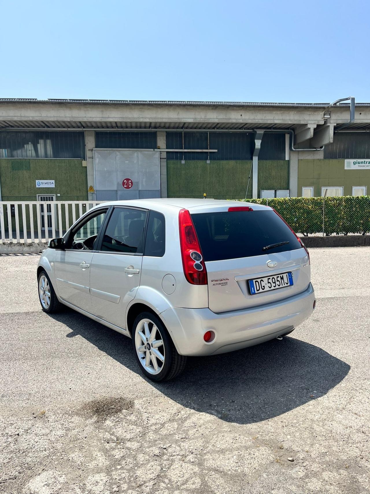 Ford Fiesta 1.4 TDCi 5p.