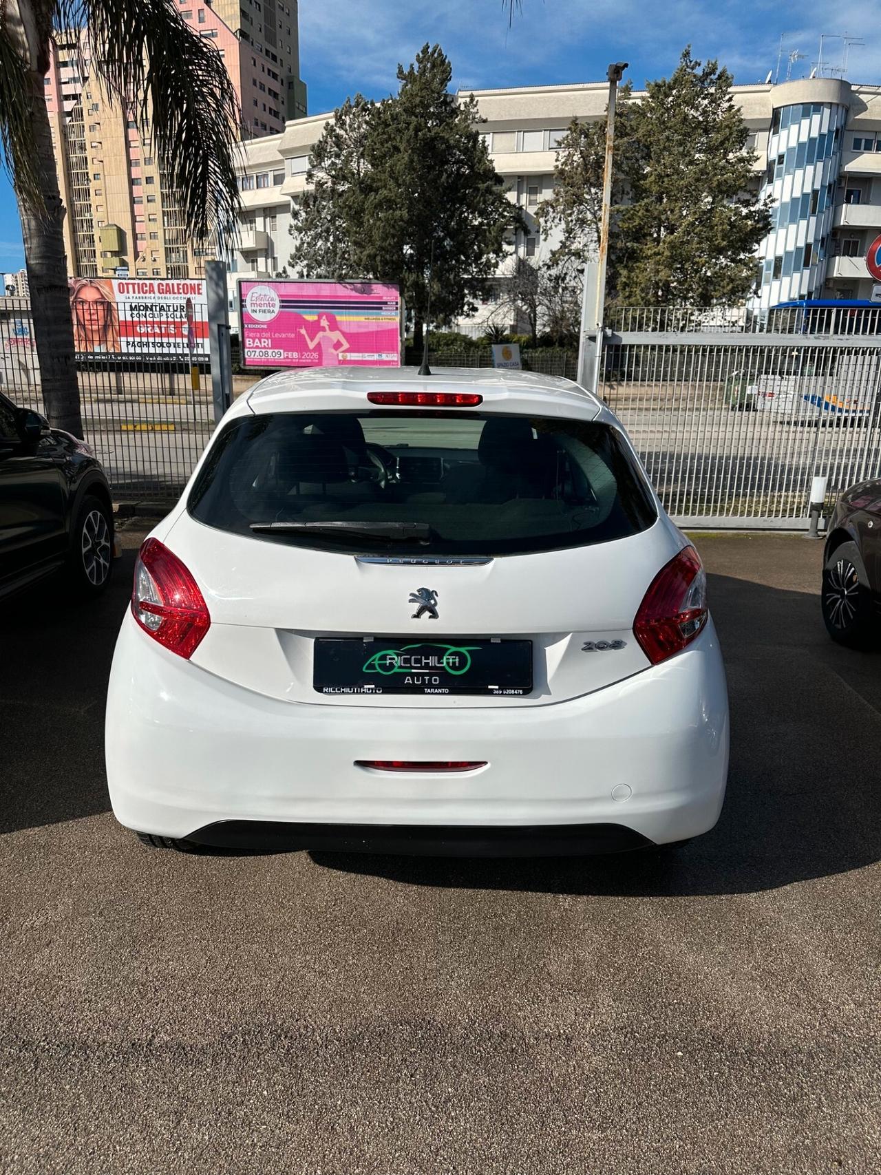 PEUGEOT 208 1.4 HDI DIESEL 2015 OK NEOPATENTATI