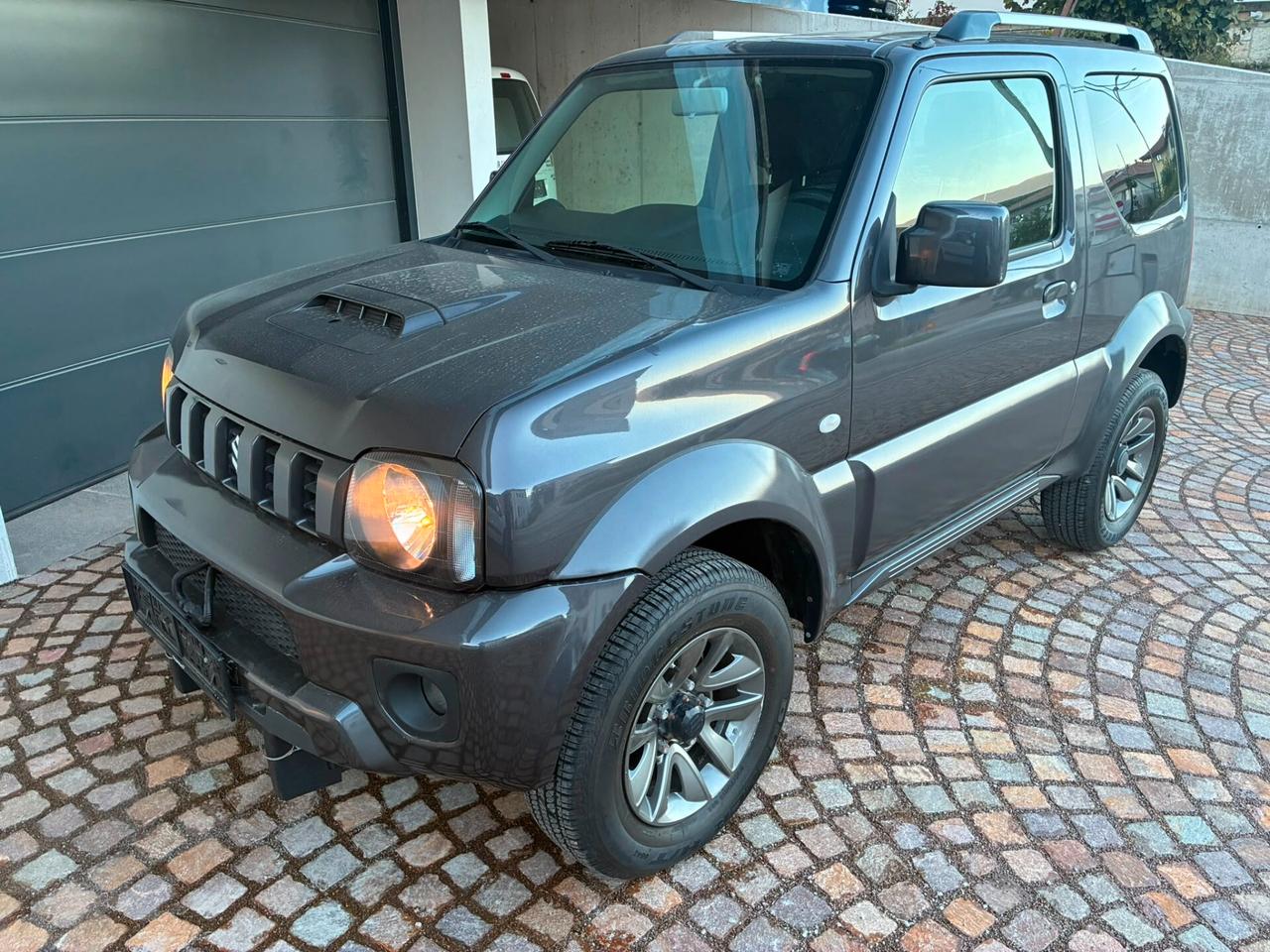 SUZUKI JIMNY 4WD 1.3i 85CV EVOLUTION PELLE GANCIO KM 29000