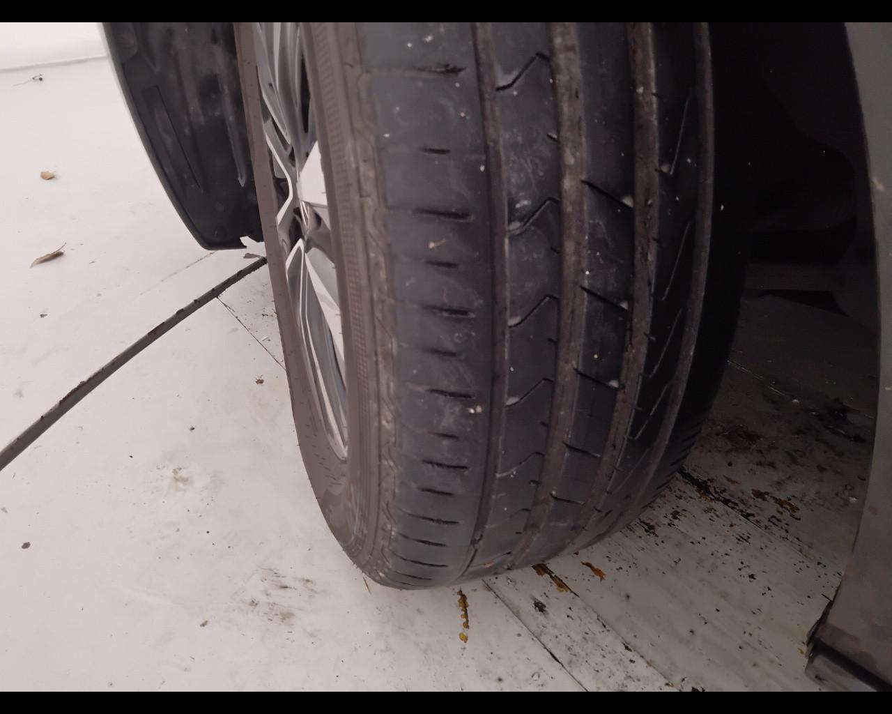 Mercedes-Benz Classe B - W247 2018 - B 180 d Sport auto