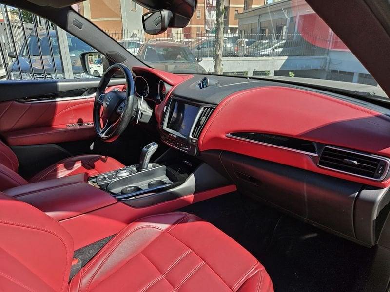 Maserati Levante 3.0 V6 DS 250cv GranSport Q4 auto