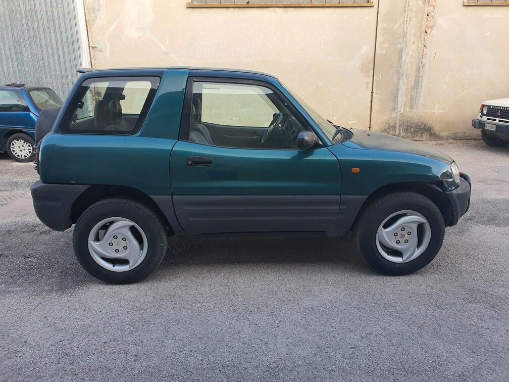 Toyota RAV4 2.0 16V 3p. 4WD GPL
