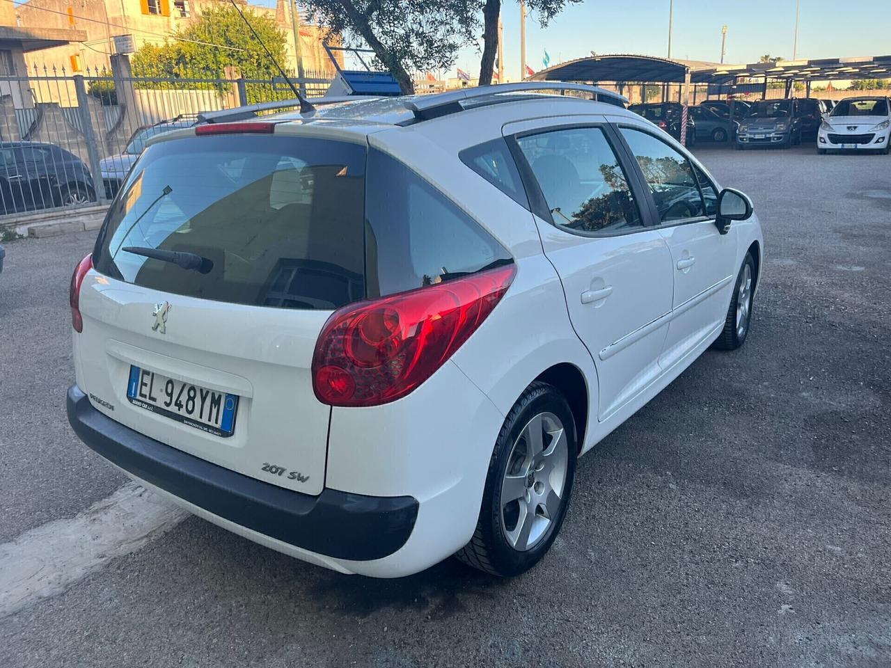 Peugeot 207 1600 HDI SW Unipro 2012