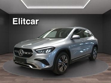 MERCEDES-BENZ GLA 180 Automatic Progressive Advanced