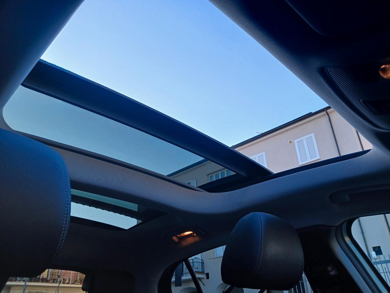 Mercedes-benz GLA 180D Automatic + Navi - 2016 - KM. 100.000