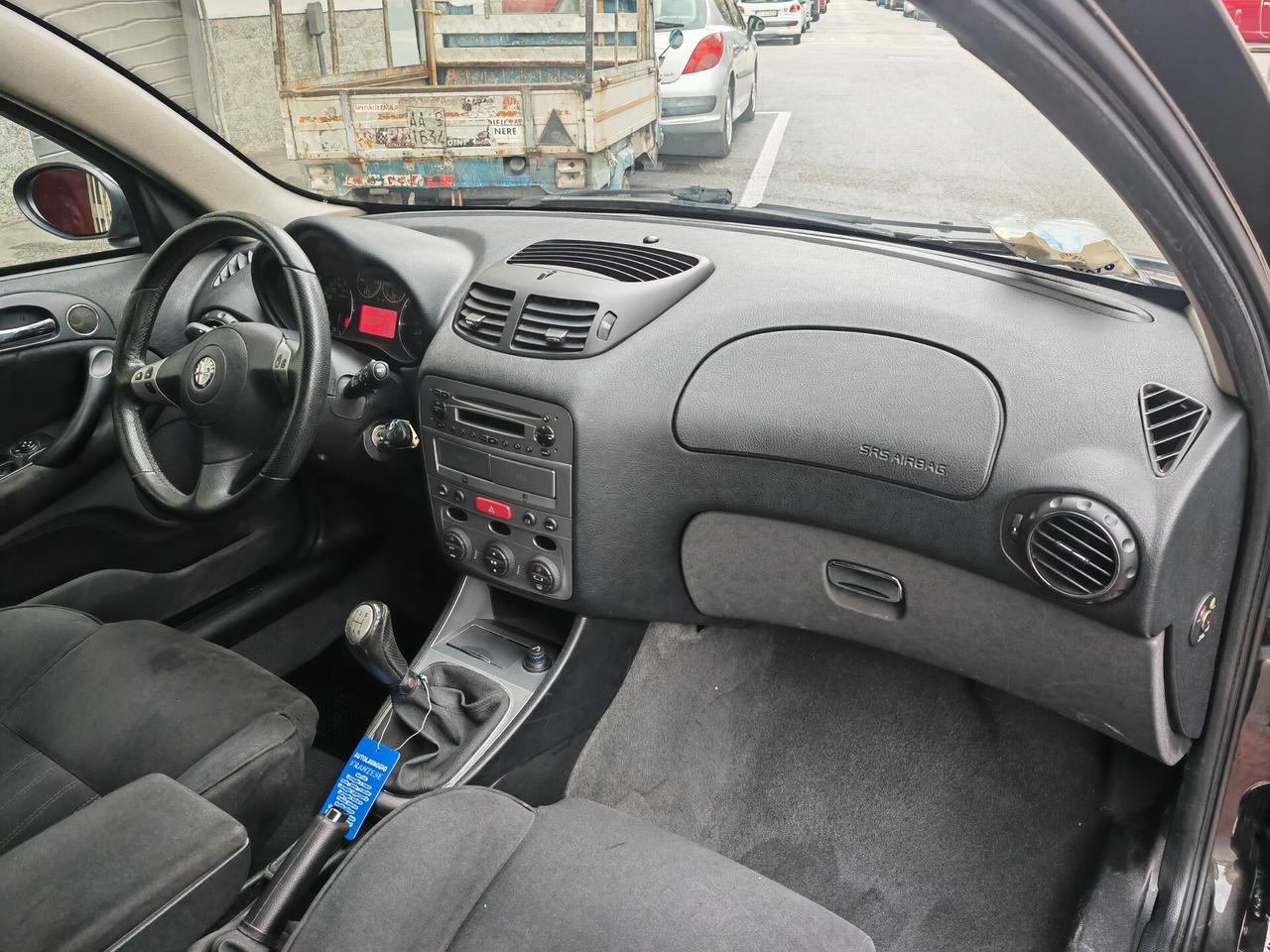 ALFA ROMEO 147 1.6 CV105 KW 77 TS BLACK LINE