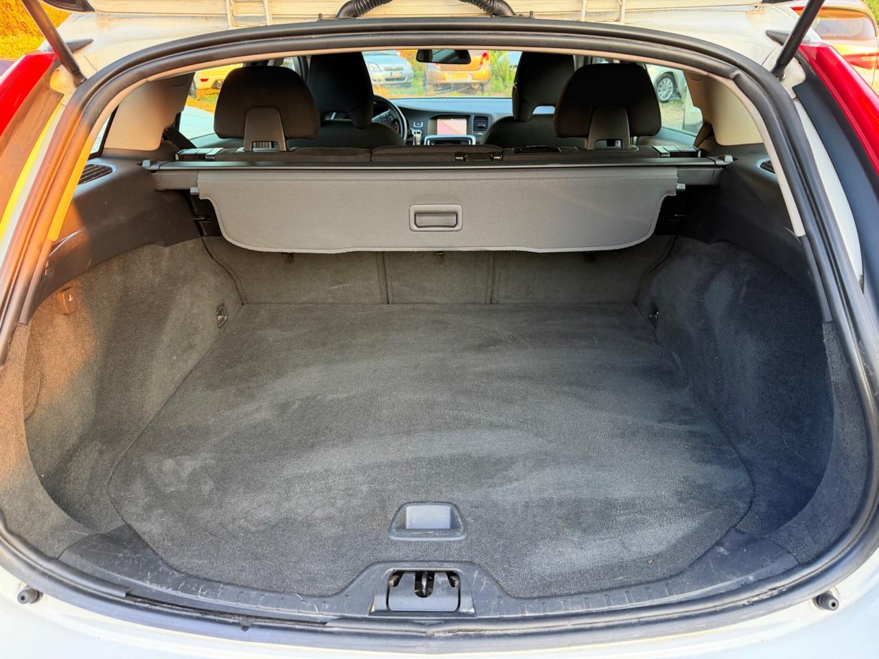 Volvo V60 D3 Summum 2.0 163cv Euro 5 2011