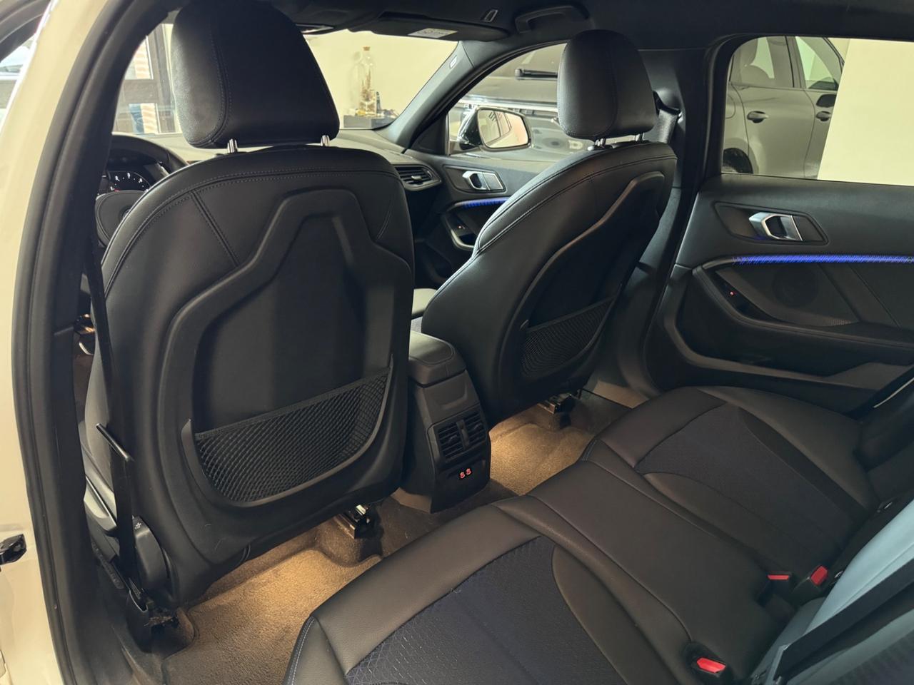 Bmw 116 116d 5p. Msport