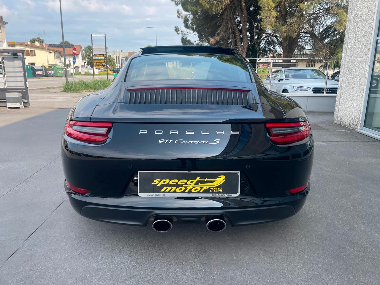 Porsche 911 3.0 Carrera S Coupé 4ruote sterzanti pari a nuova