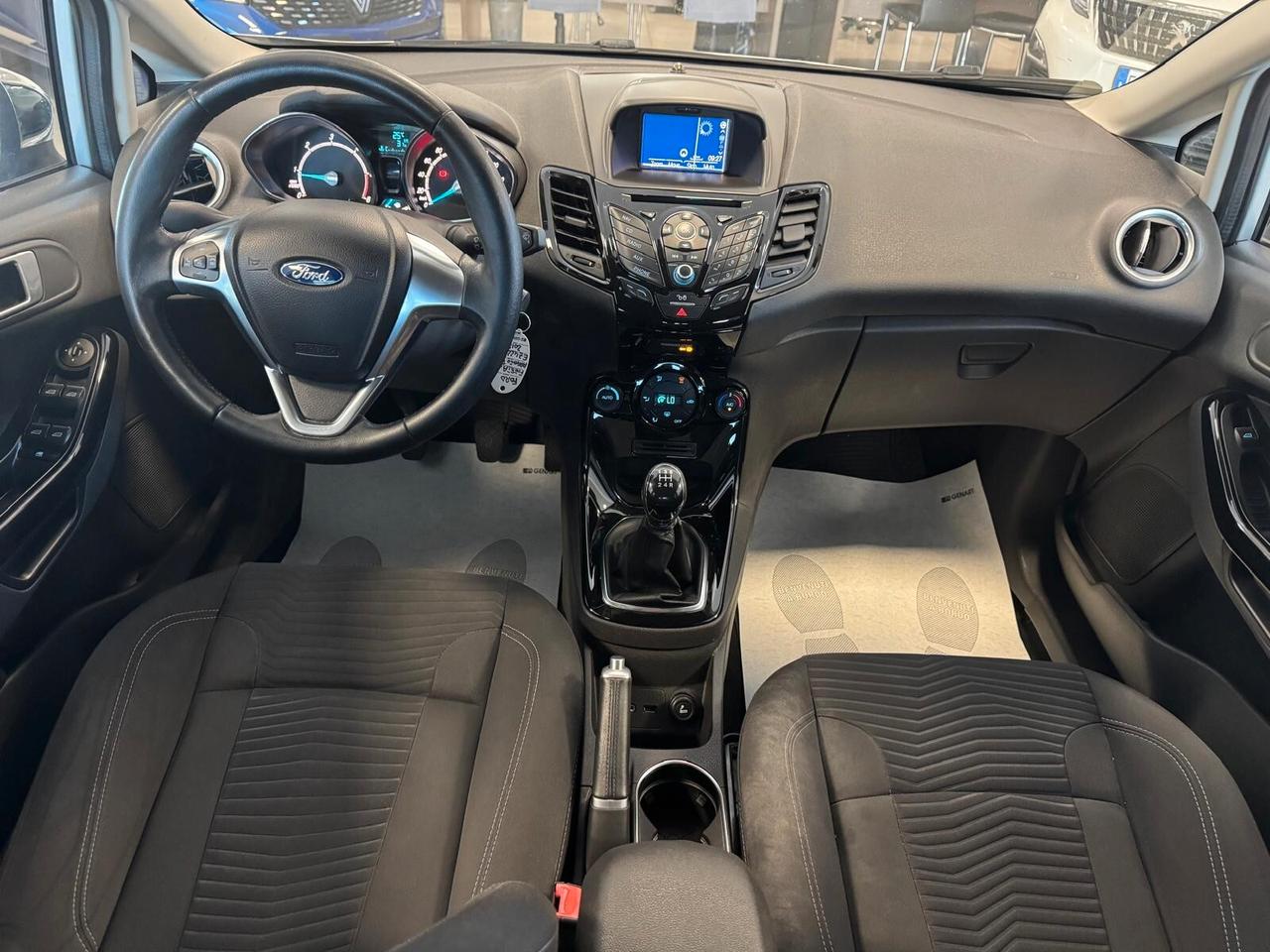 Ford Fiesta 1.5 TDCi 75CV 5p Titanium 2015