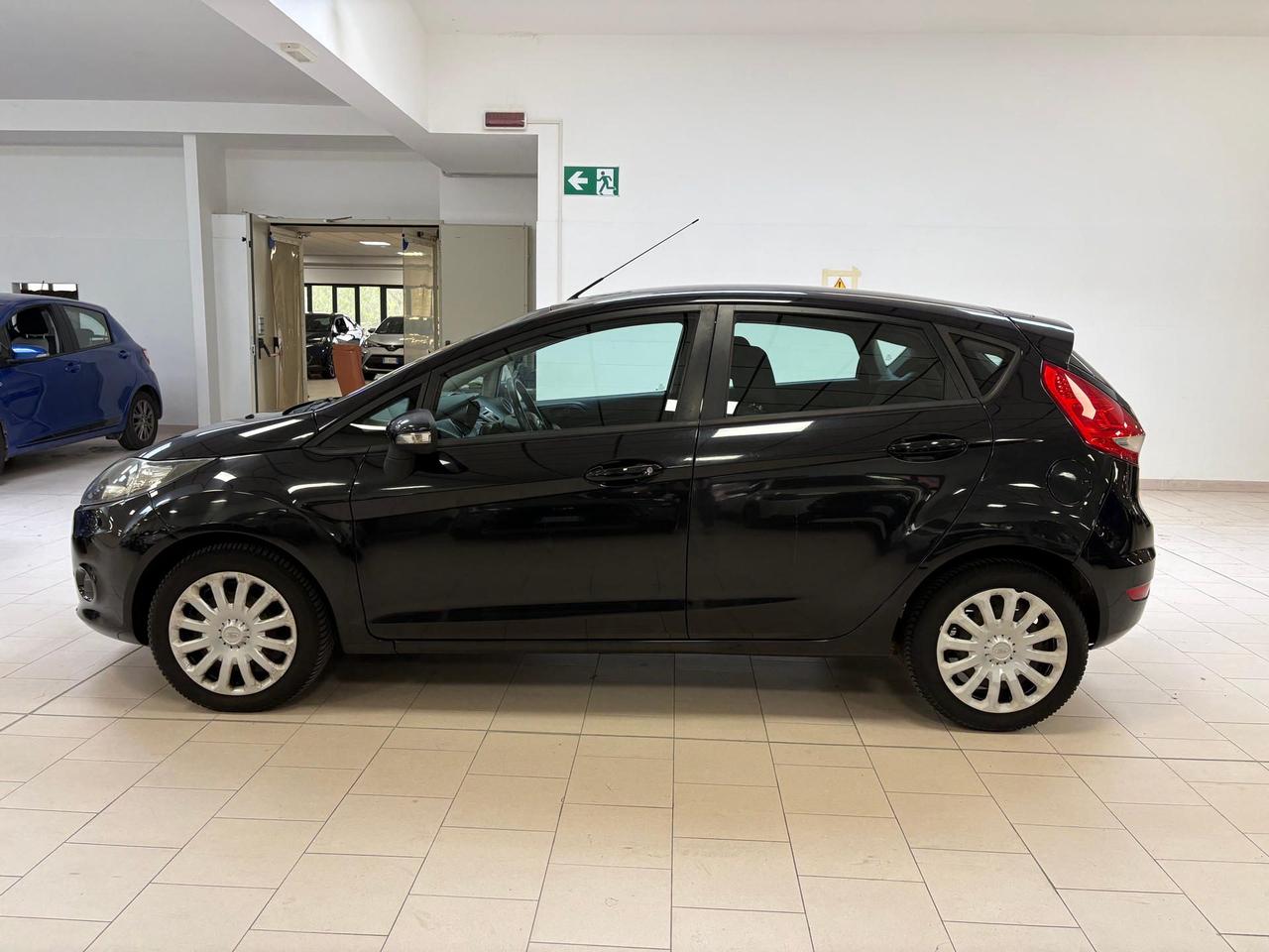 Ford Fiesta 5p 1.2 16v + c/esp 82cv E5