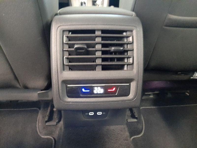 Volkswagen Golf 2.0 TDI SCR 110KW Style DSG 4Motion