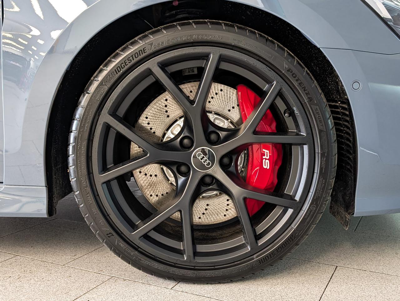 Audi 2.5 TFSI quattro S-tronic