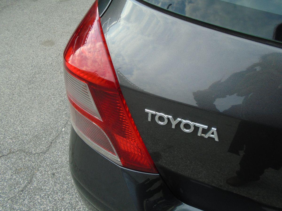 Yaris '2011 BENZ EURO 5B OK NEOPATENTATI