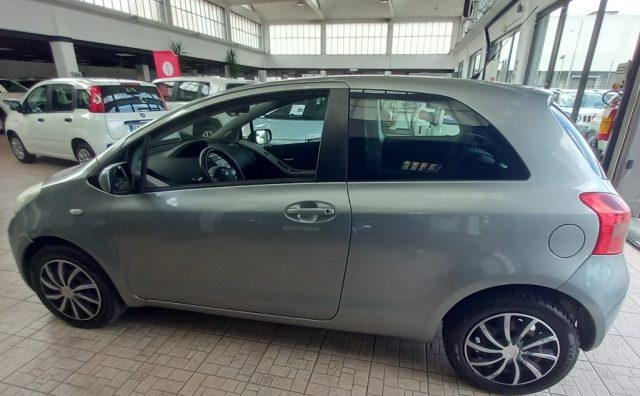 TOYOTA Yaris 1.3 3 porte