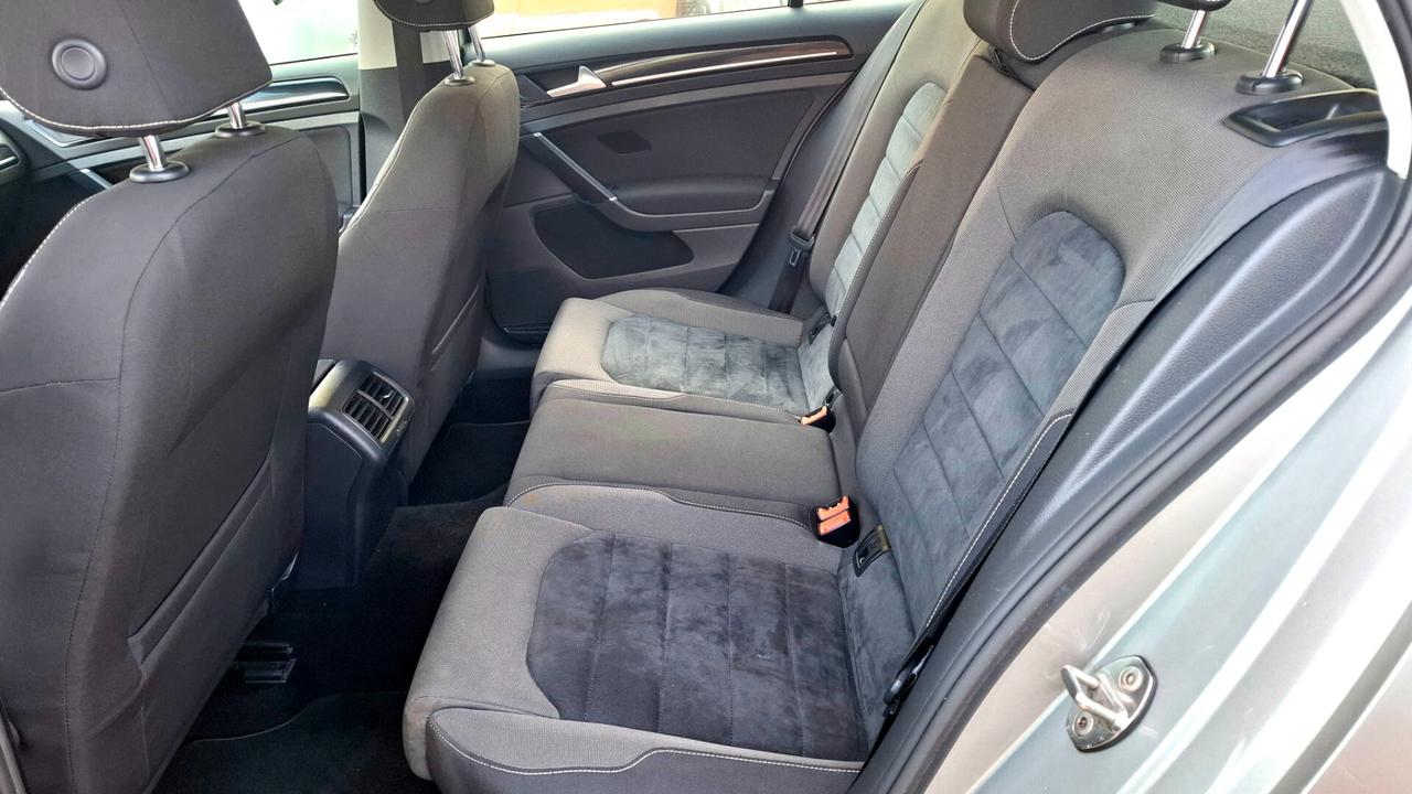 Volkswagen Golf 1.6 TDI 5p. Highline BlueMotion Technology