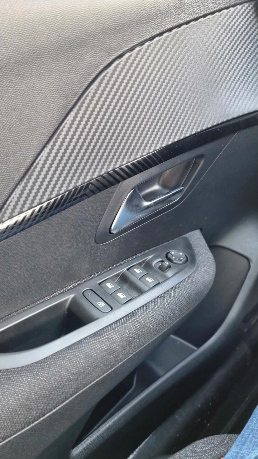 Peugeot 208 1.2 STYLE 100 CV KM ZERO X NEOPATENTATI 6 MARCE